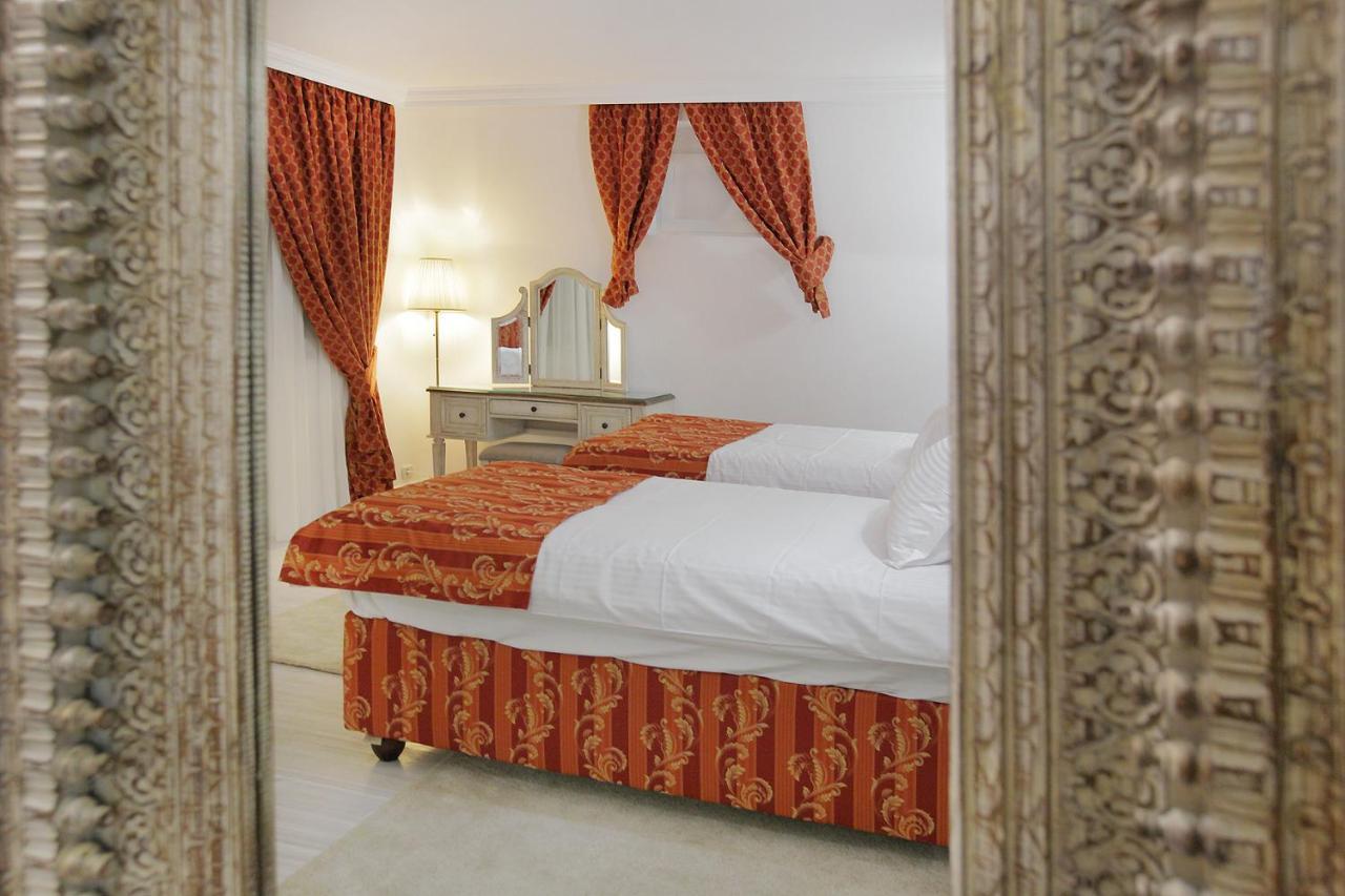 Excelsior Boutique Hotel Сіная Екстер'єр фото