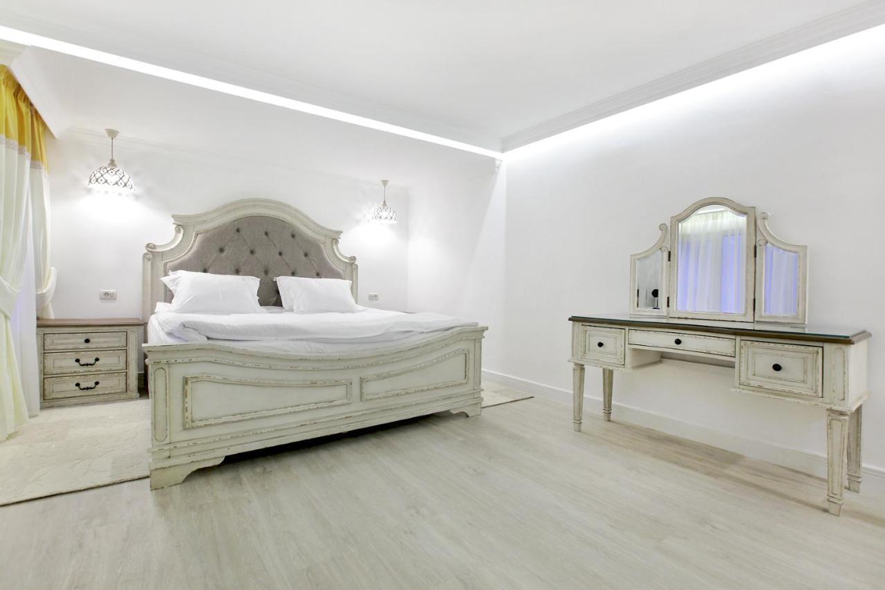 Excelsior Boutique Hotel Сіная Екстер'єр фото